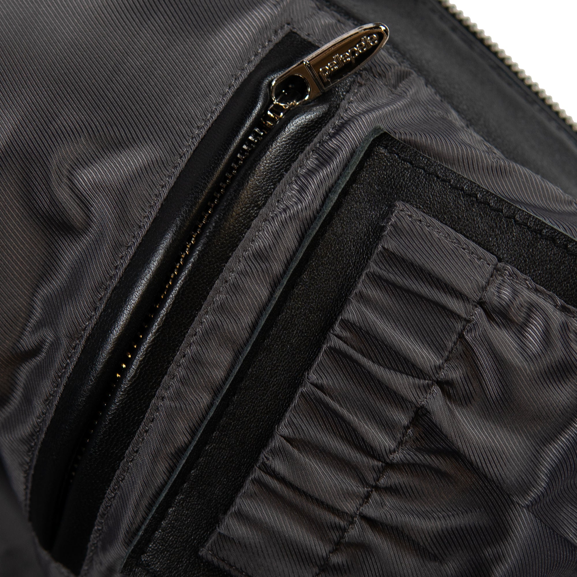 Pelle Pelle Queen Womens Crop Jacket